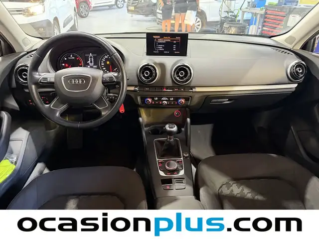 Audi A3 view 6