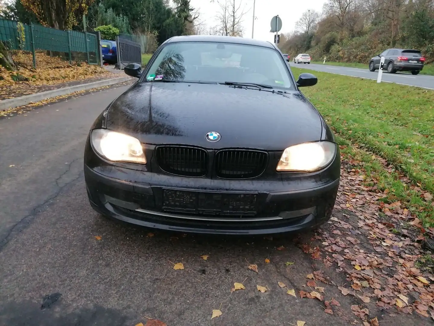 BMW 118 118d-Alus-Klima-8fach-guter Zustand.Tüneu! Schwarz - 1