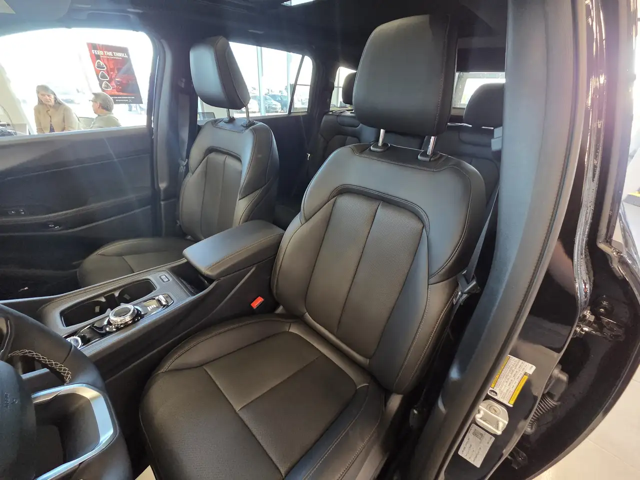 Jeep Cherokee photo Jeep Cherokee