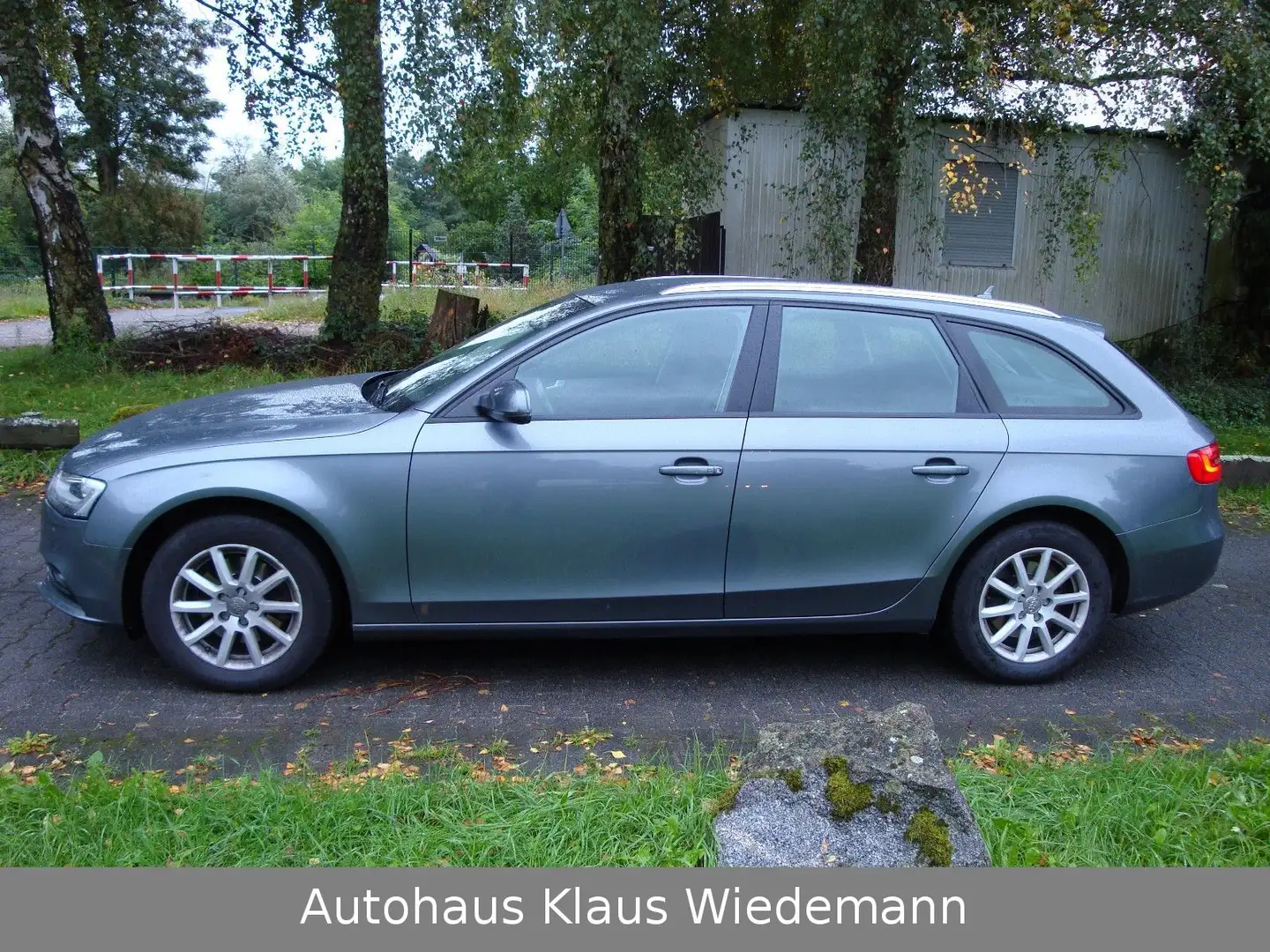 Audi A4 2.0 TDI Multitr. Ambiente Avant - 2.Hd. Grau - 2