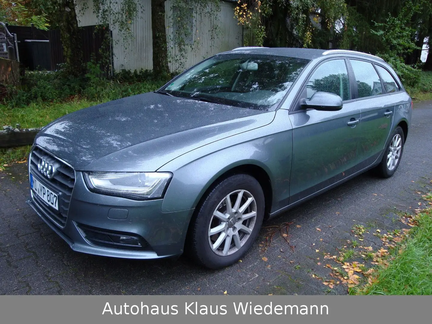 Audi A4 2.0 TDI Multitr. Ambiente Avant - 2.Hd. Grau - 1