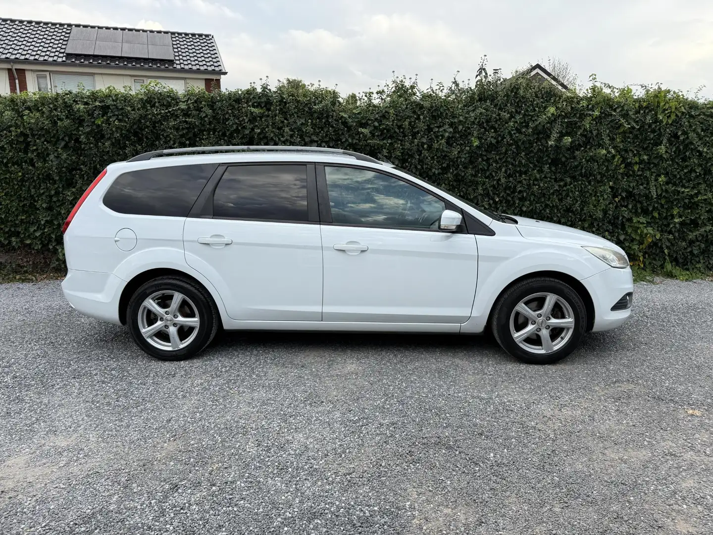Ford Focus Wagon 1.6 Trend | Airco | Cruise Control | Elekt. Weiß - 2