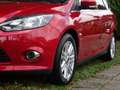 Ford Focus Wagon 1.0 125pk Titanium met Navi en Trekhaak Rood - thumbnail 4