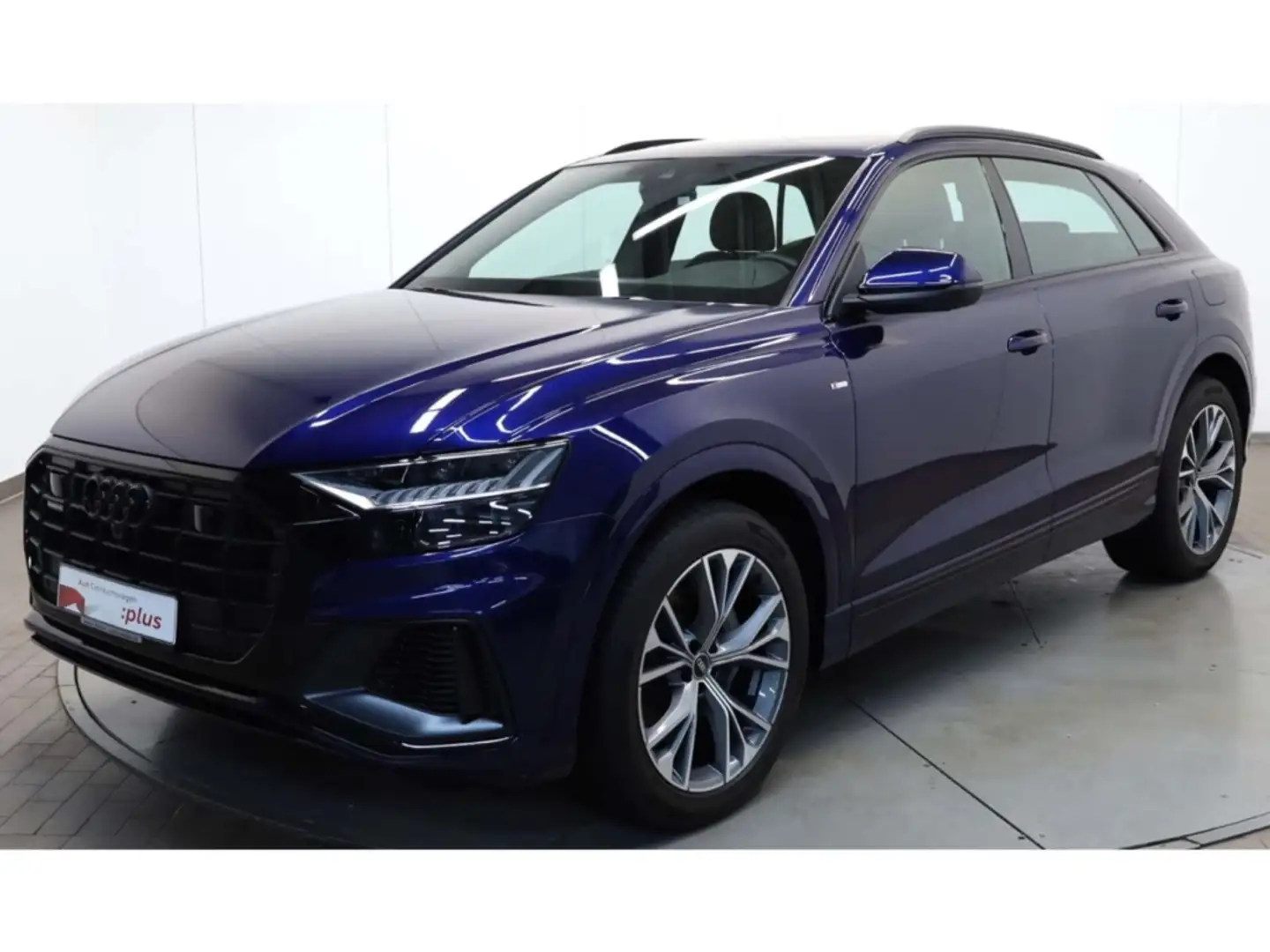 Audi Q8 55 TFSI e qua. S line Tip. AHK/P-Dach/Matrix Blau - 2