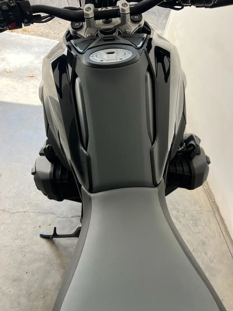 BMW R 1300 GS Triple Black Nero - 2