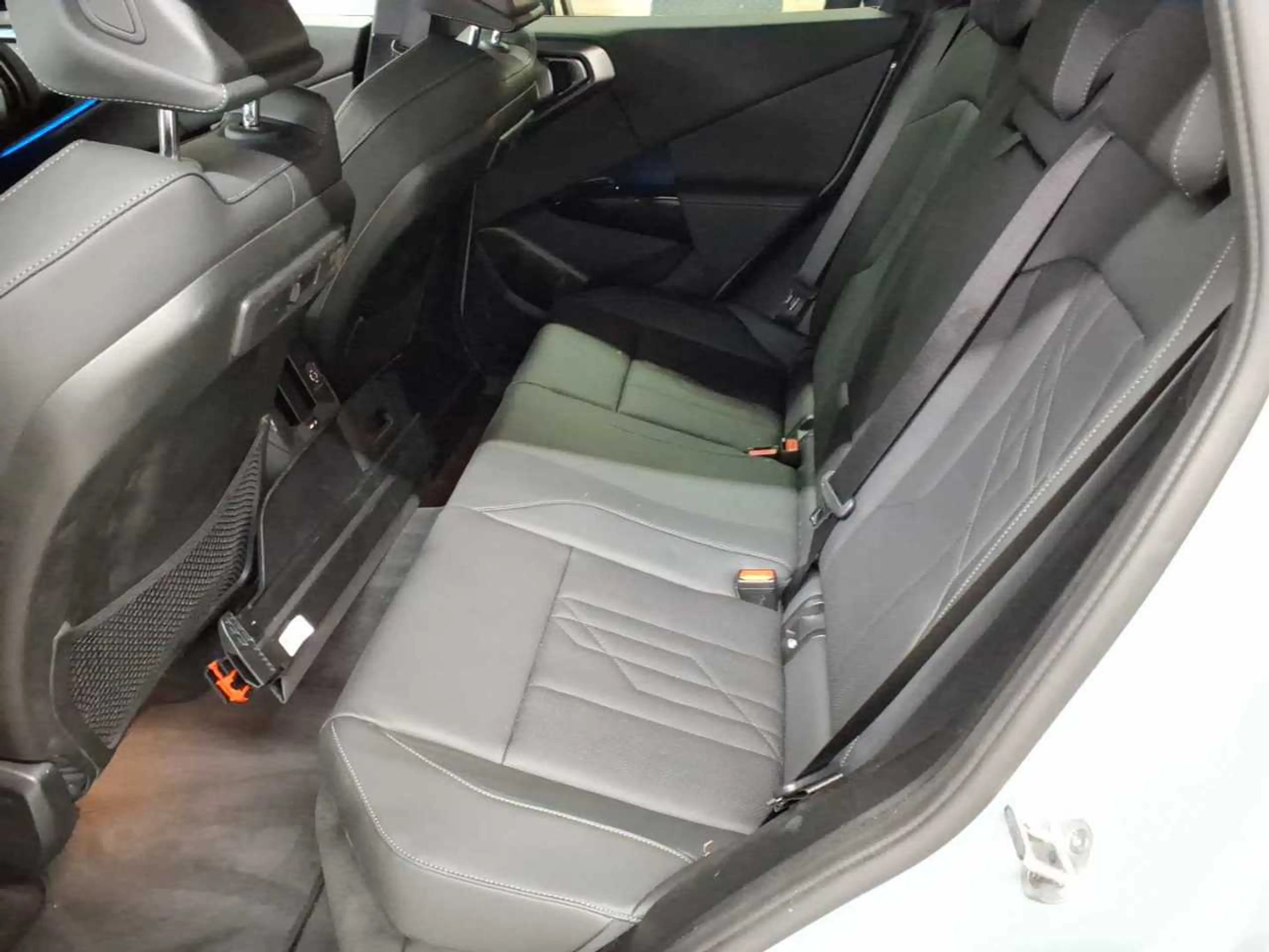 BMW X3 X3 20d xDrive M Sportpaket StHz AHK PANO — photo 14