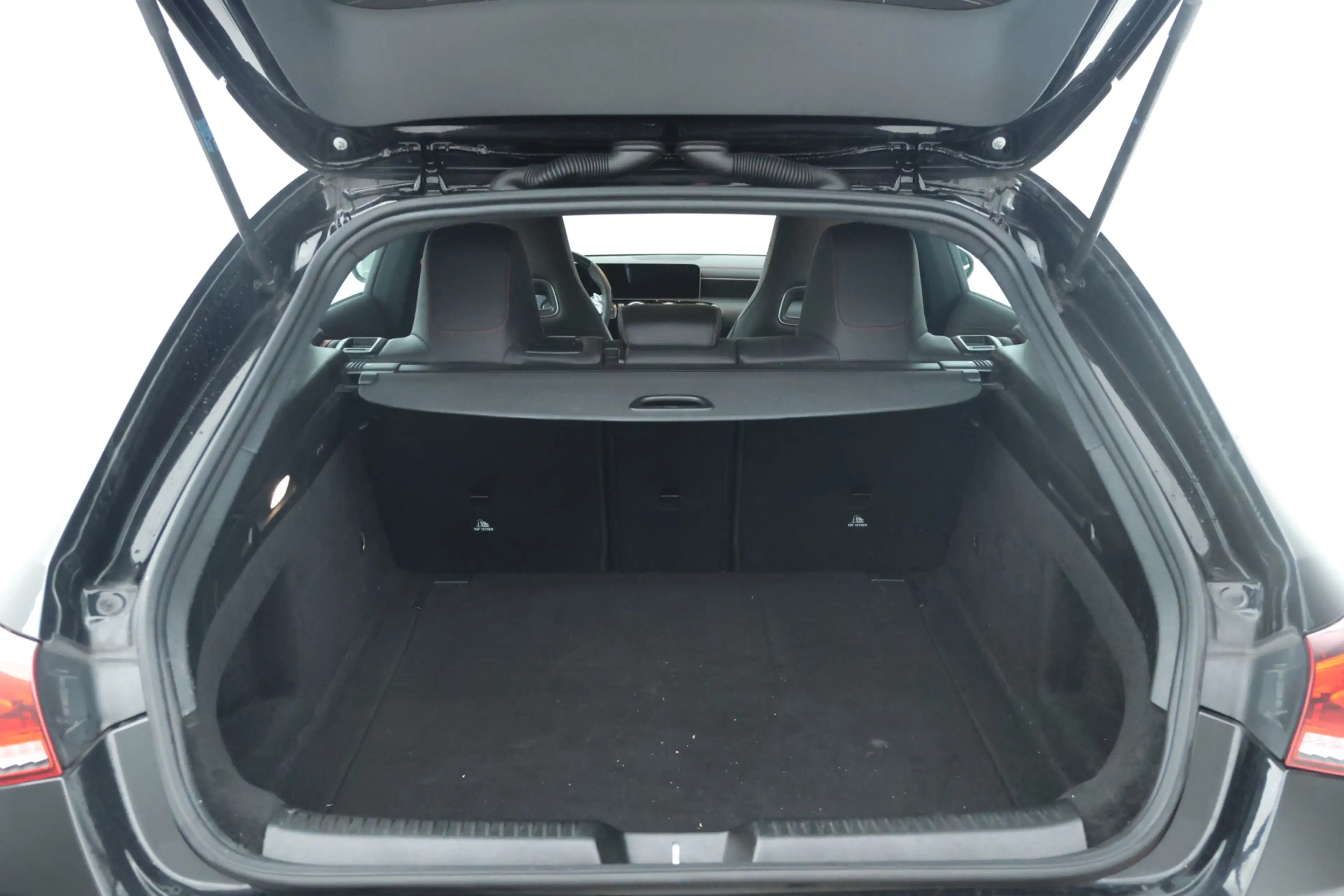 Mercedes-Benz CLA 45 AMG Shooting Brake S 4MATIC+ 422Pk, Navigatie, Climate — photo 15