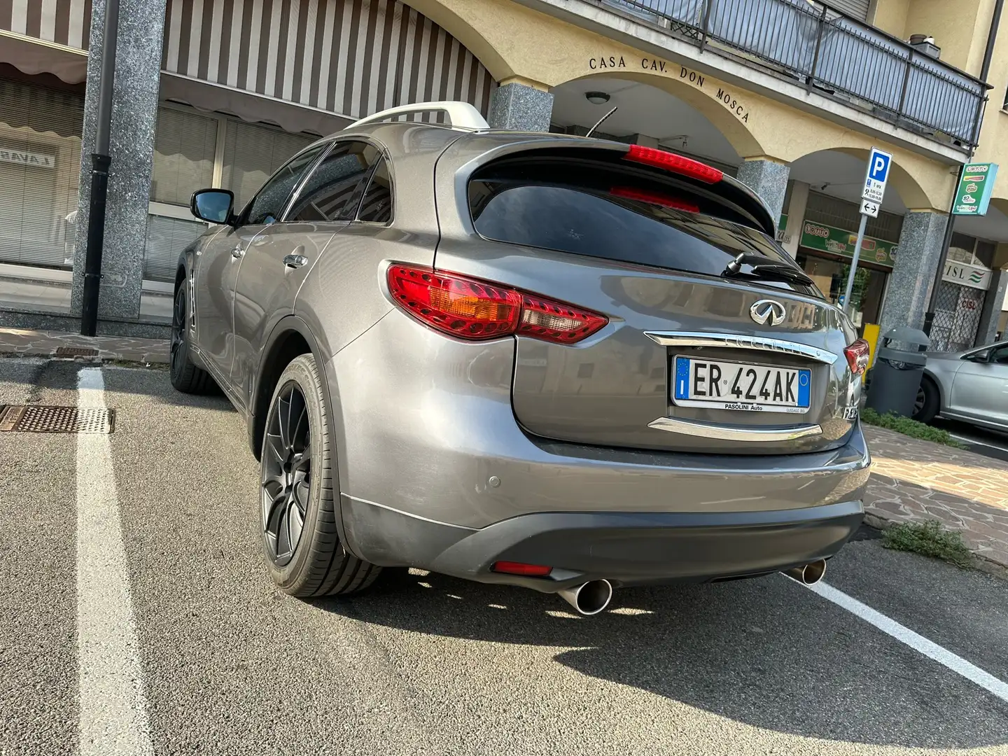 Infiniti FX FX37 AWD Aut. S Premium - 2