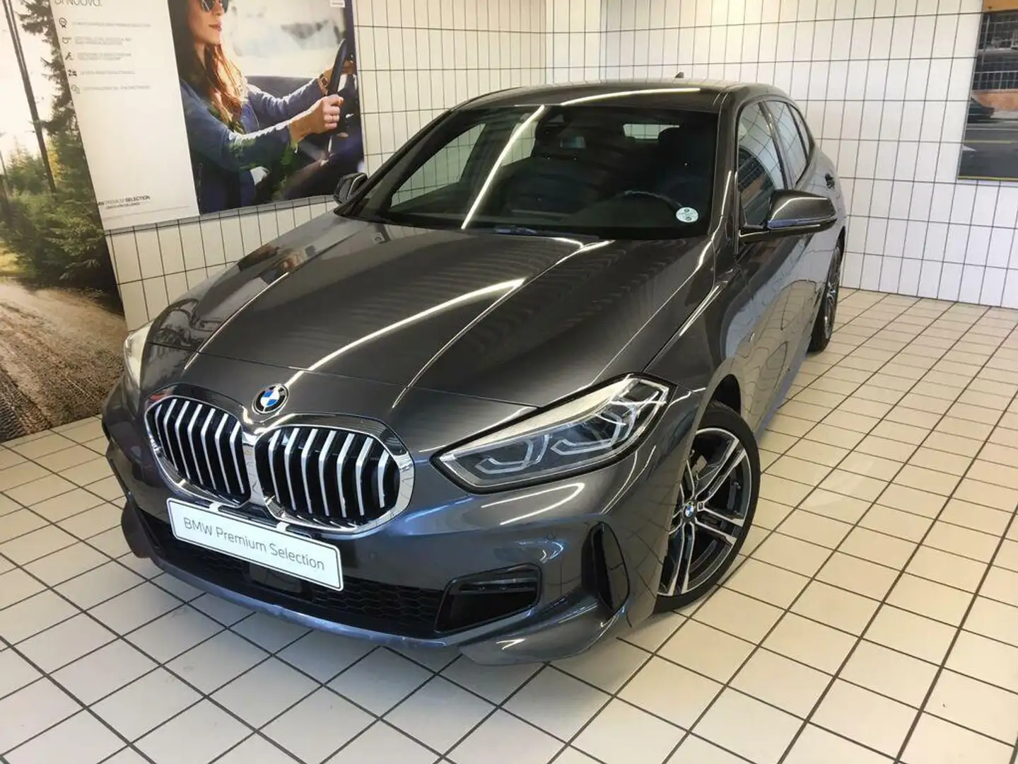 BMW 120 i Msport auto Gris - 1