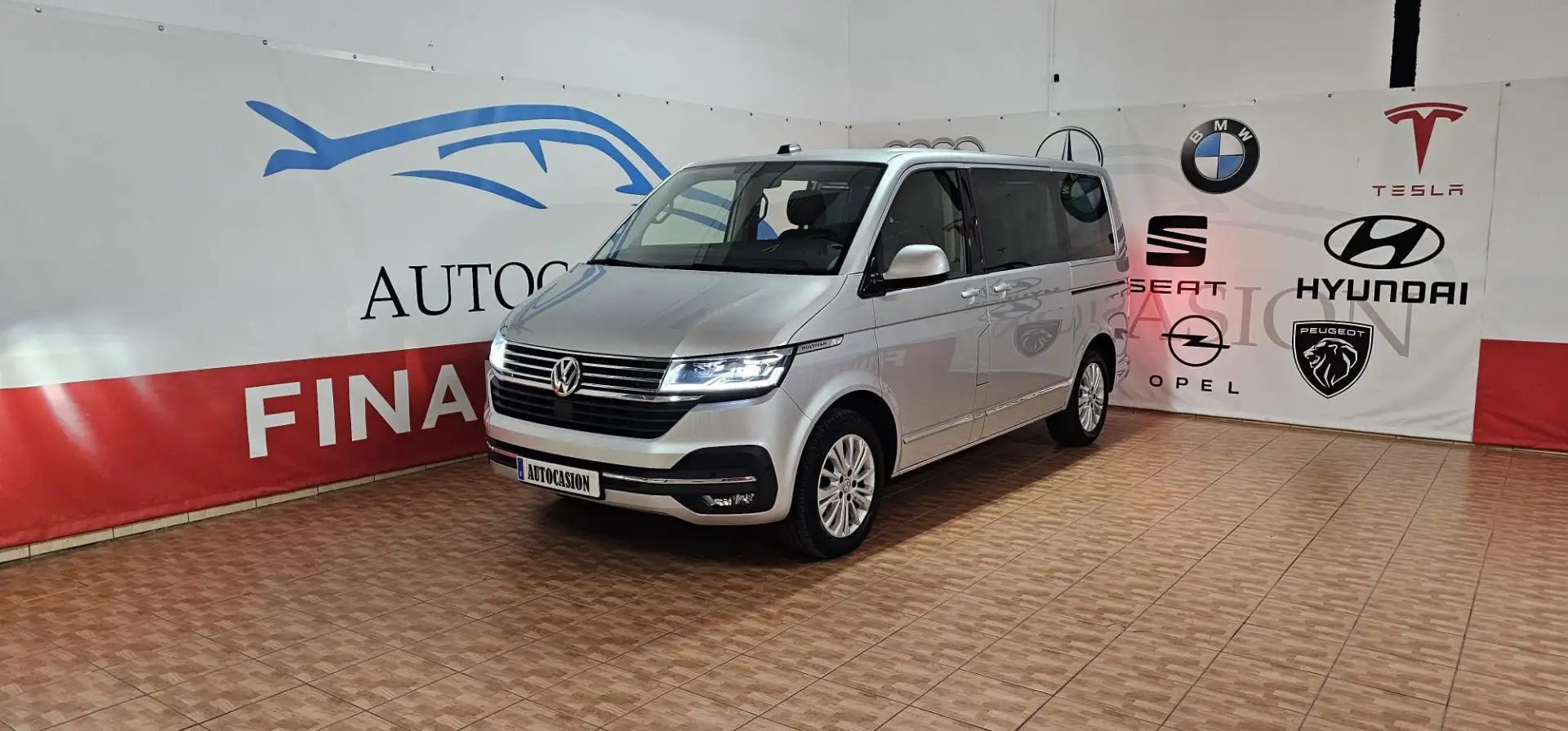 Volkswagen T6 Multivan 2.0TDI SCR BMT Premium 4M DSG7 146kW - 1