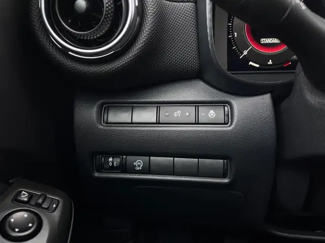 Nissan Juke view 27