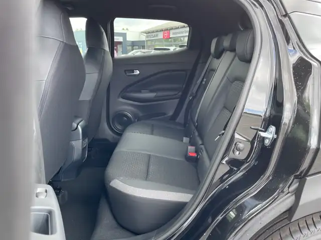 Nissan Juke view 16