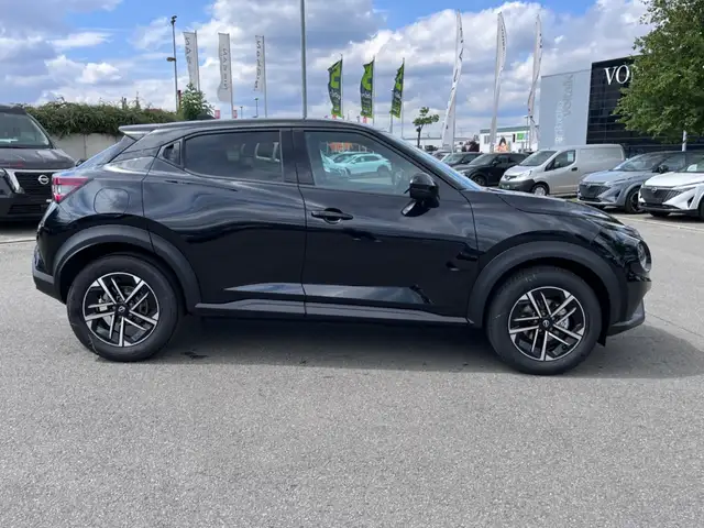 Nissan Juke view 13