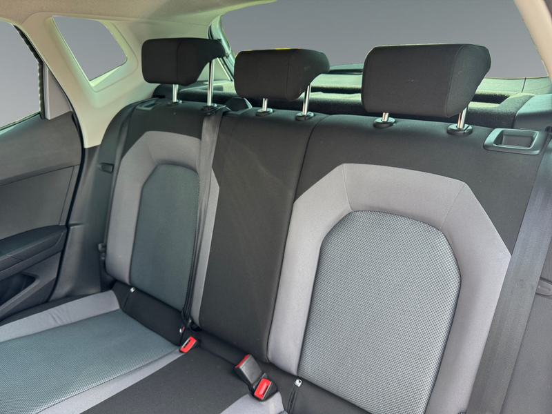 SEAT Arona 1.0 95pk TSI Style Business Intense Achteruitrijca — photo 13