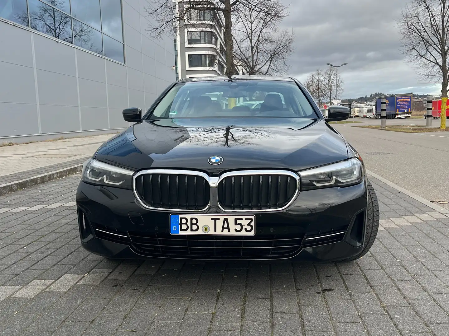 BMW 530 5er Diesel 530d Aut. Negro - 2