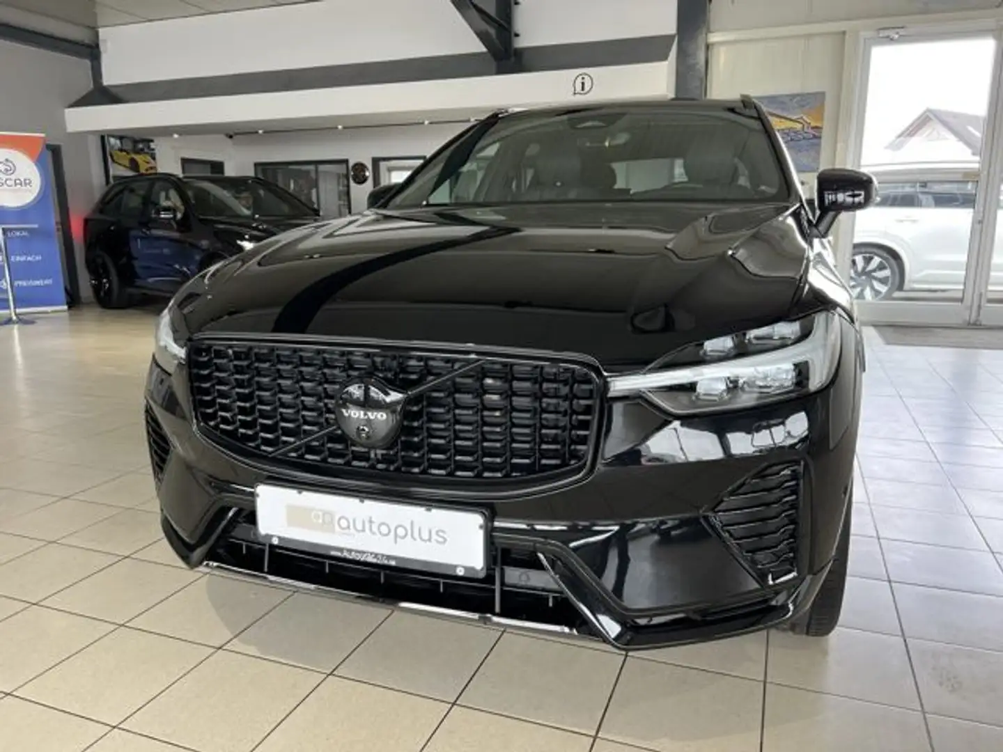 Volvo XC60 T8 Ultra Black Edition Recharge AWD Massage Schwarz - 2