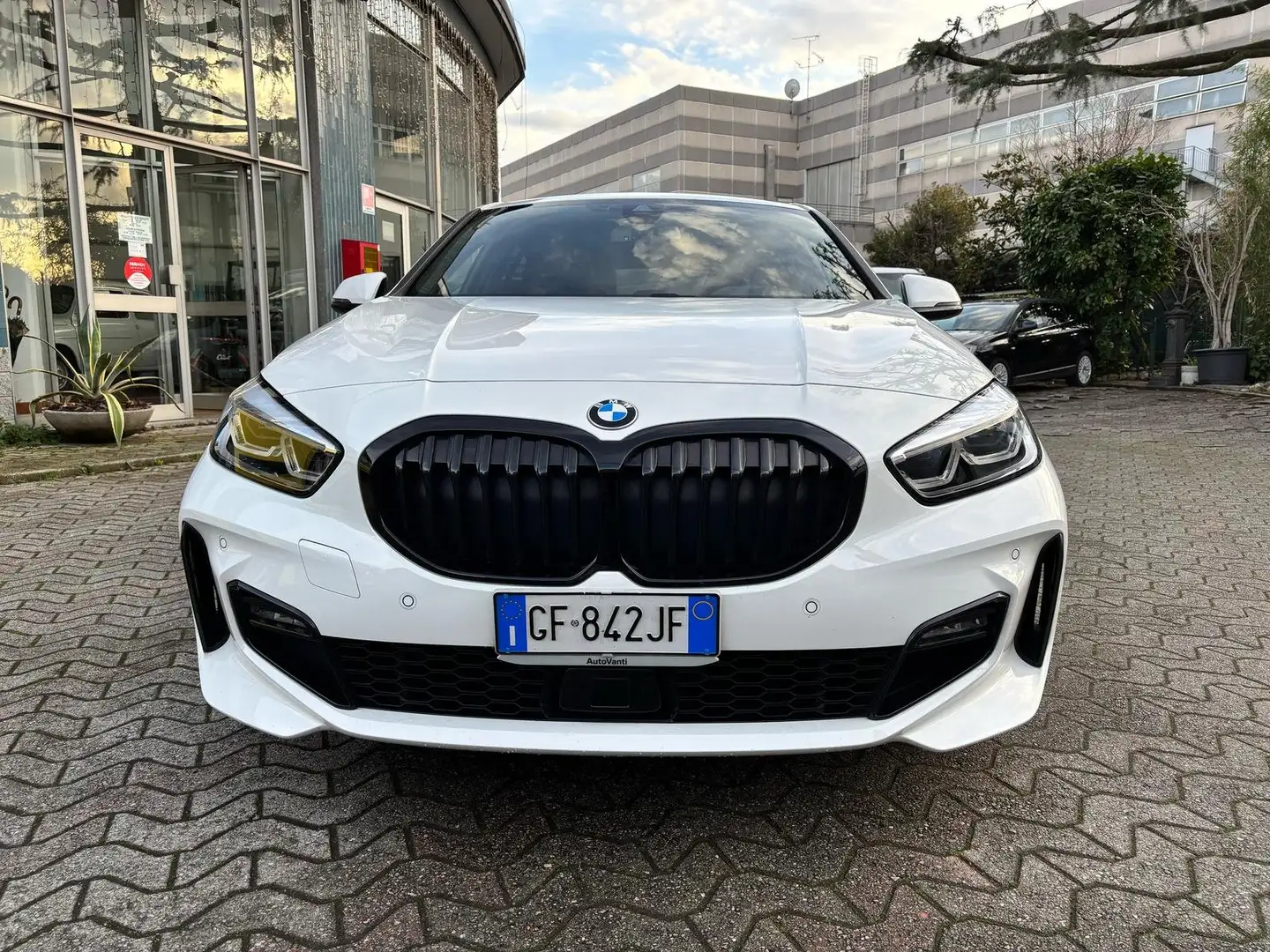 BMW 118 118d Msport auto Blanc - 2