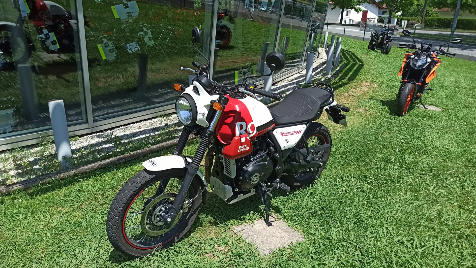 Royal Enfield Wit - 2