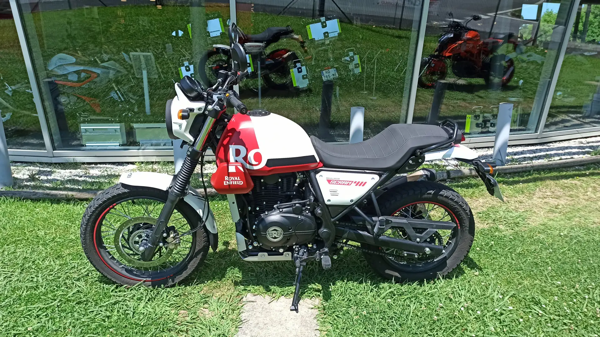 Royal Enfield Wit - 1