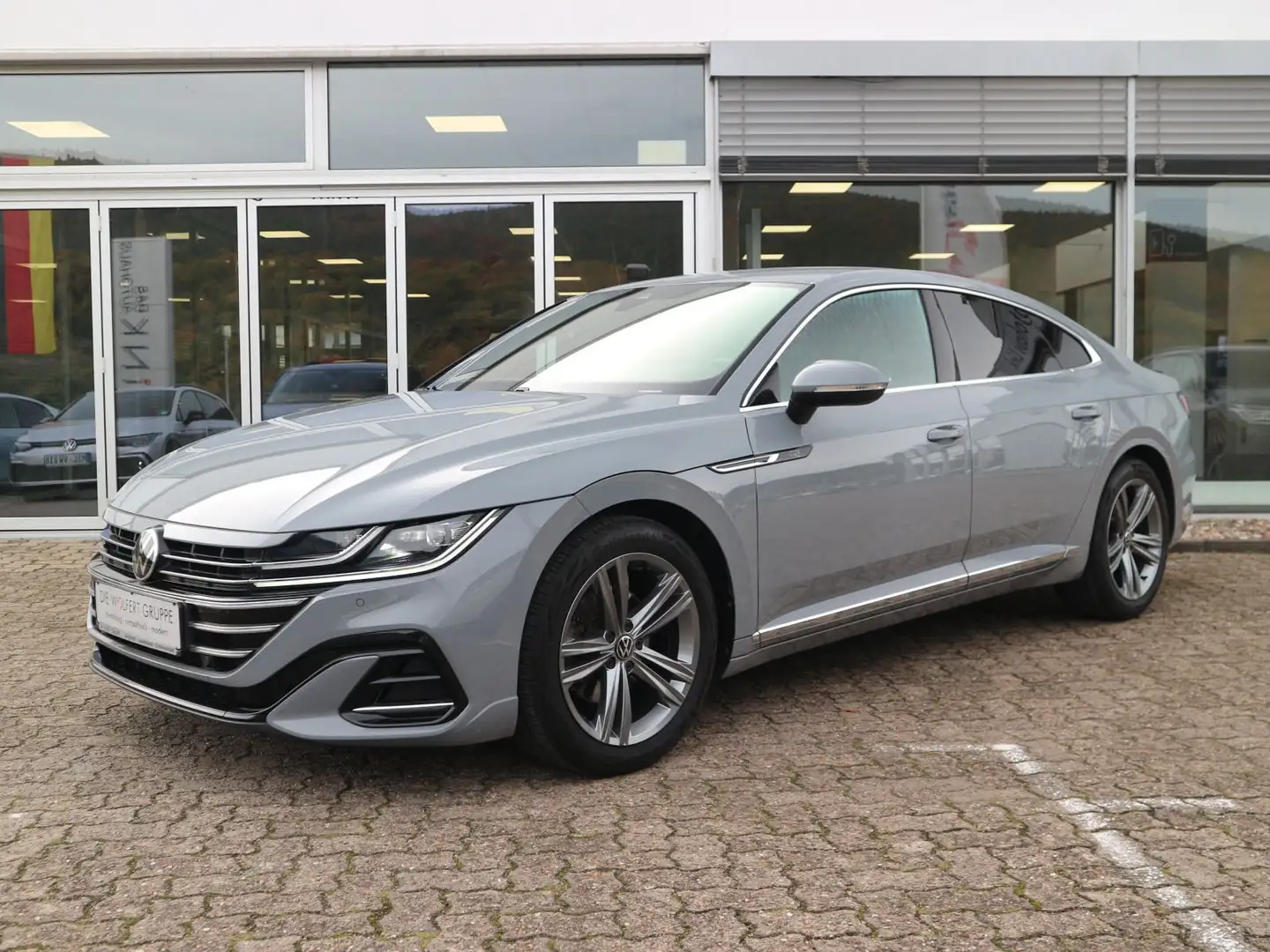 Volkswagen Passat Arteon R-Line 2.0 TDI DSG HK RFK ACC MASSAGE Grau - 2