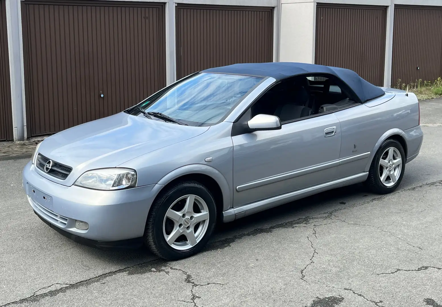 Opel Astra 1.6 16V BERTONE CABRIO 16 ZOLL TÜV Silber - 1