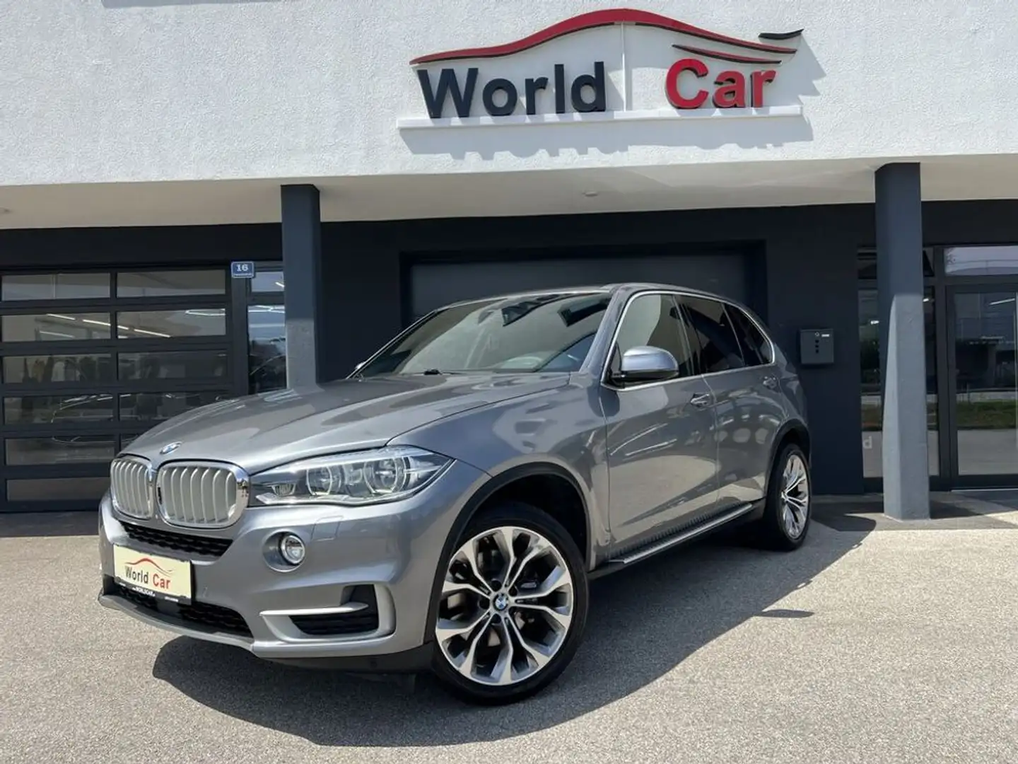 BMW X5 xDrive40d Aut. LED-NaviPRO-ACC-360° Grau - 1