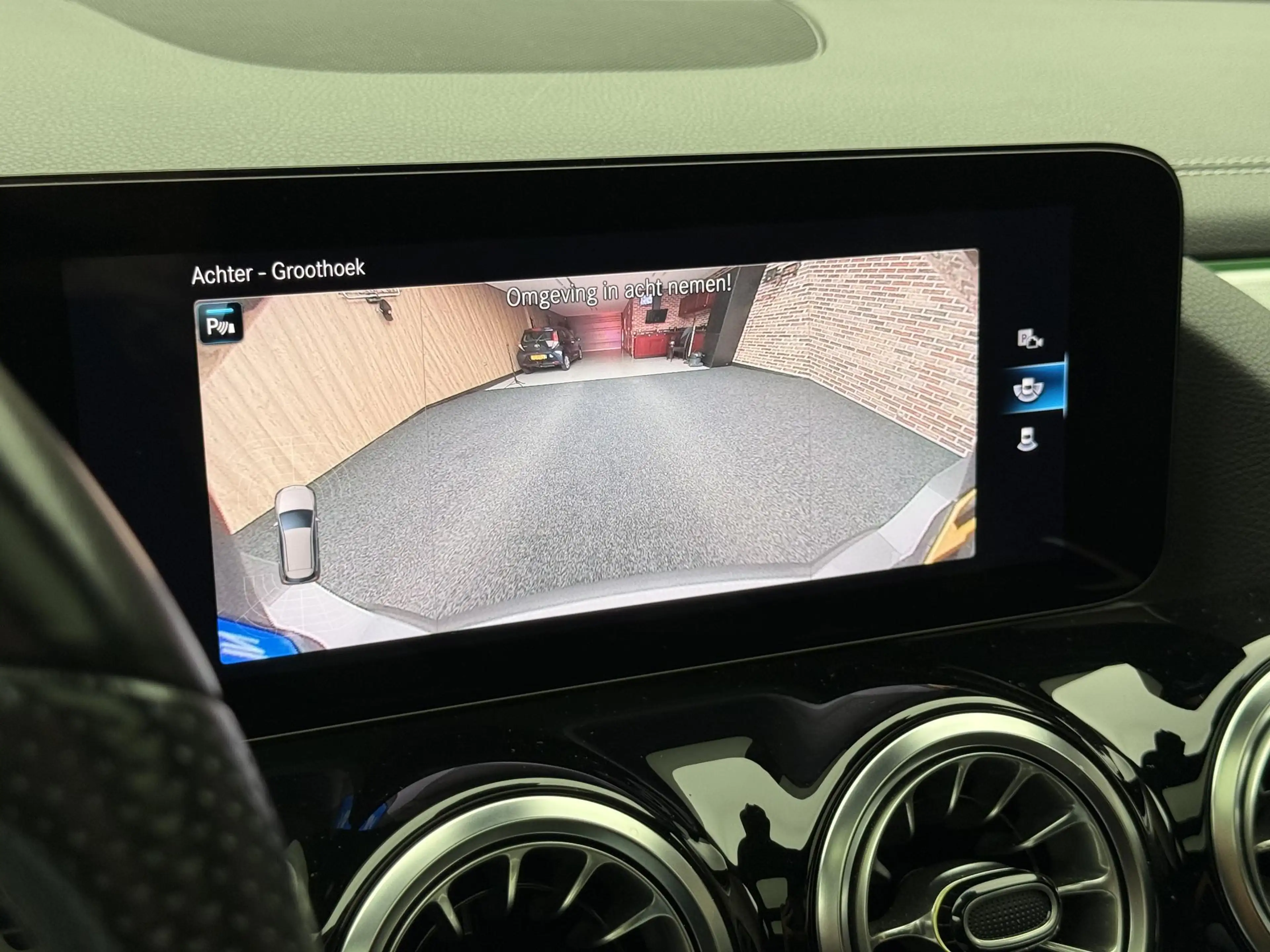 Mercedes-Benz B 200 Business Solution AMG — photo 14