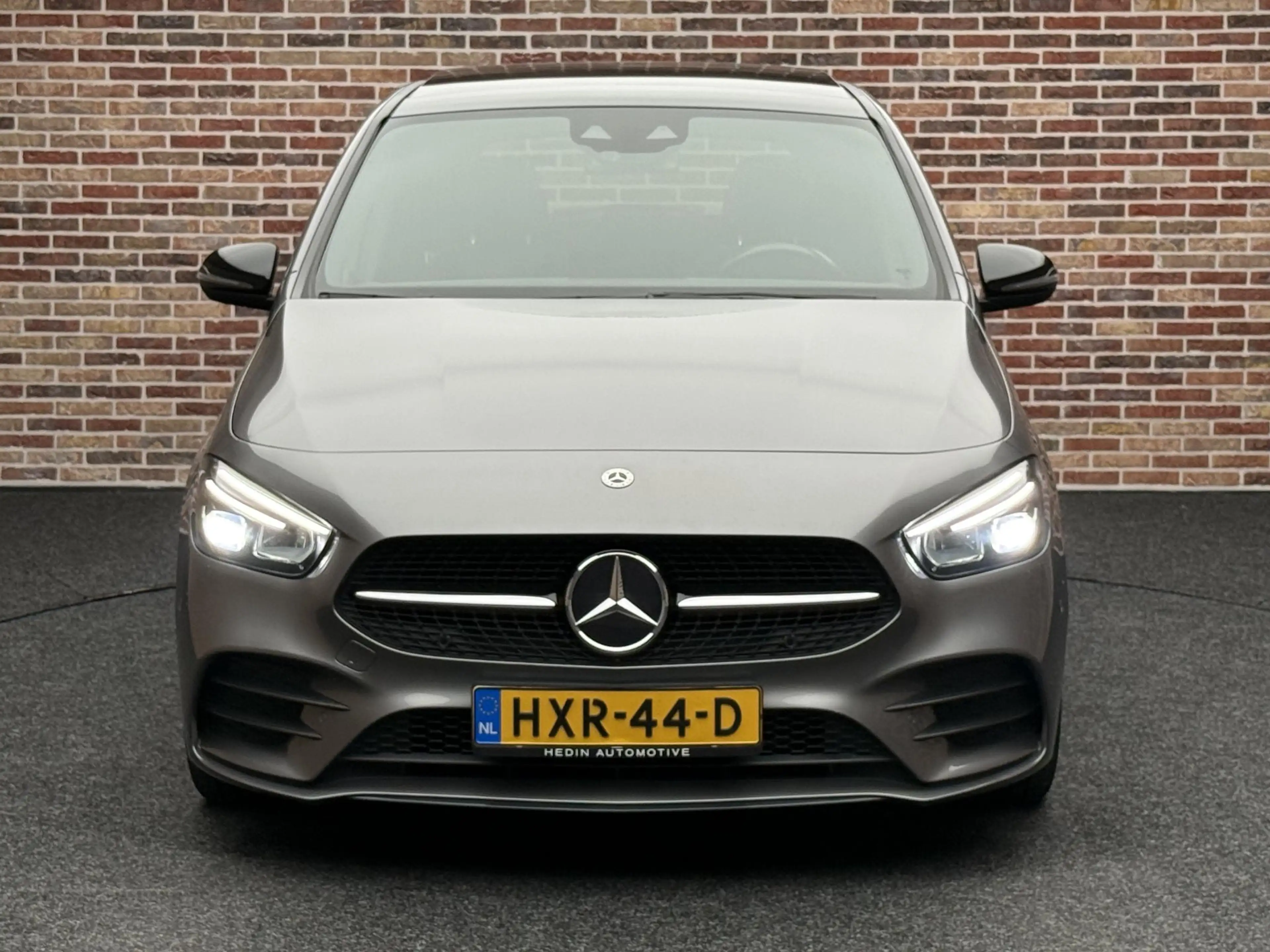 Mercedes-Benz B 200 Business Solution AMG — photo 5