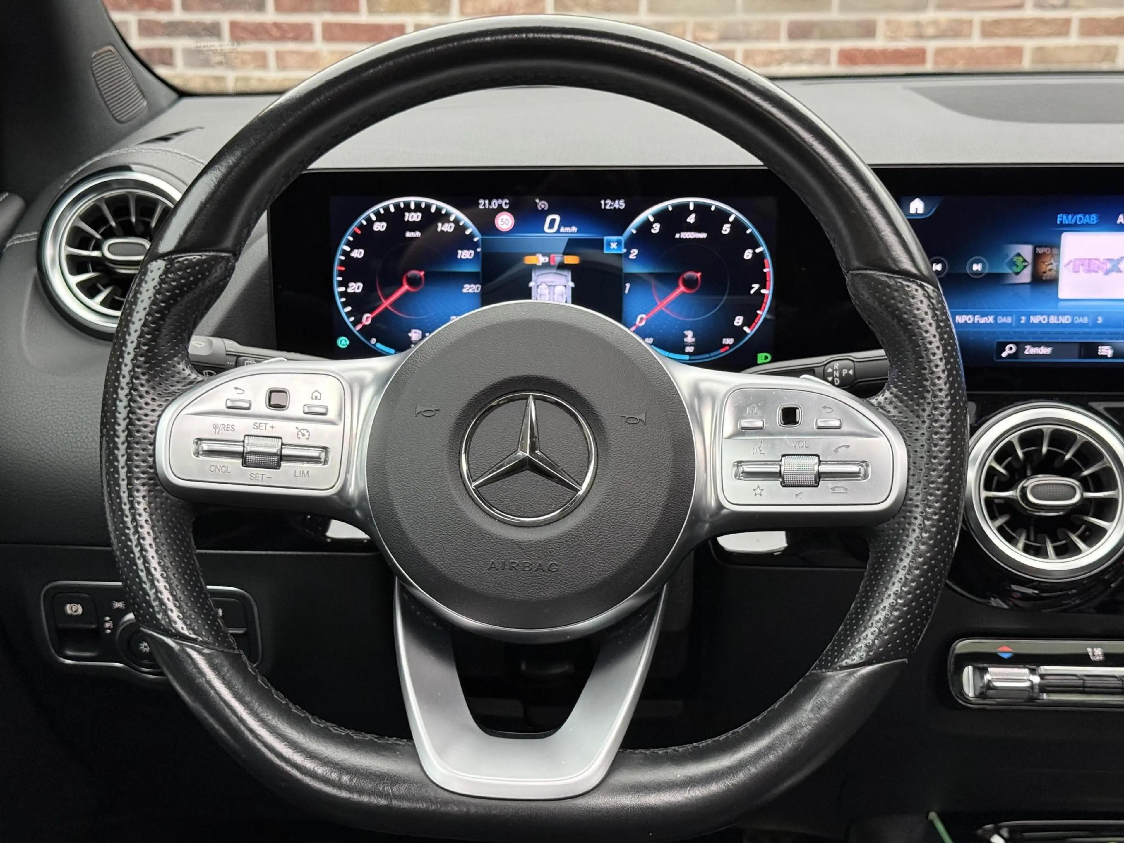 Mercedes-Benz B 200 Business Solution AMG — photo 11