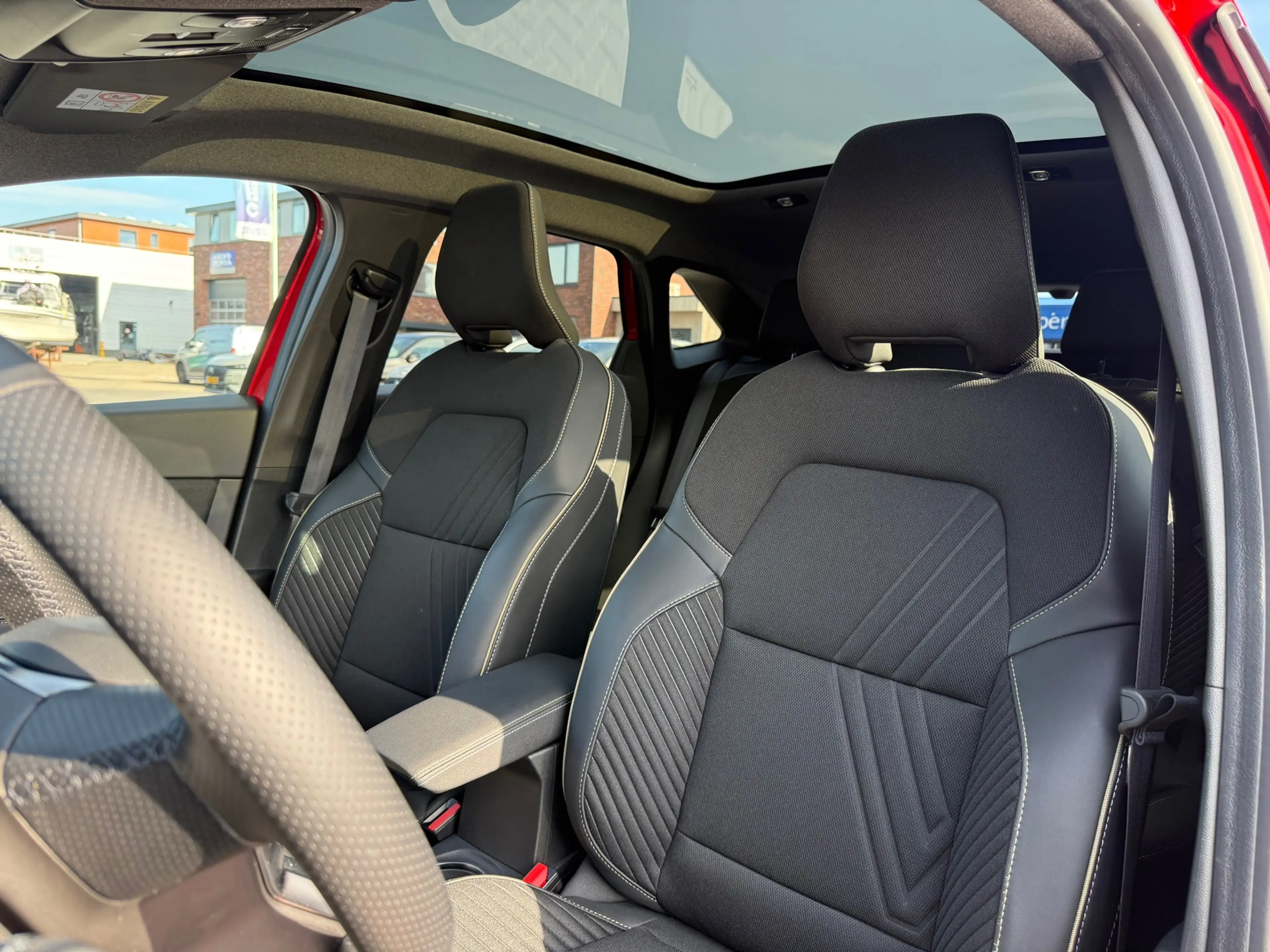 Renault Symbioz 1.8 E-Tech full hybrid 160 ICONIC PANORAMADAK HARM — photo 8