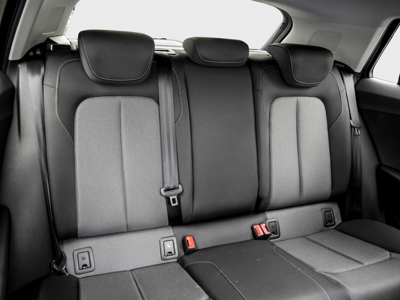 Audi Q2 S line 35 TFSI S tronic Nav+ Matrix AHK RKamera... — photo 4