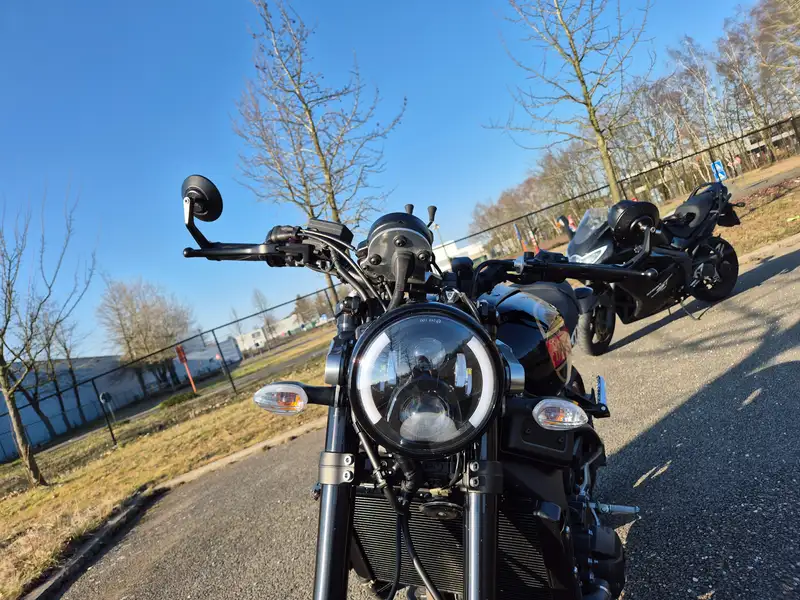 Yamaha XSR 900 - foto 6