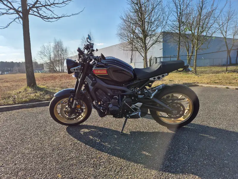 Yamaha XSR 900 - foto 4
