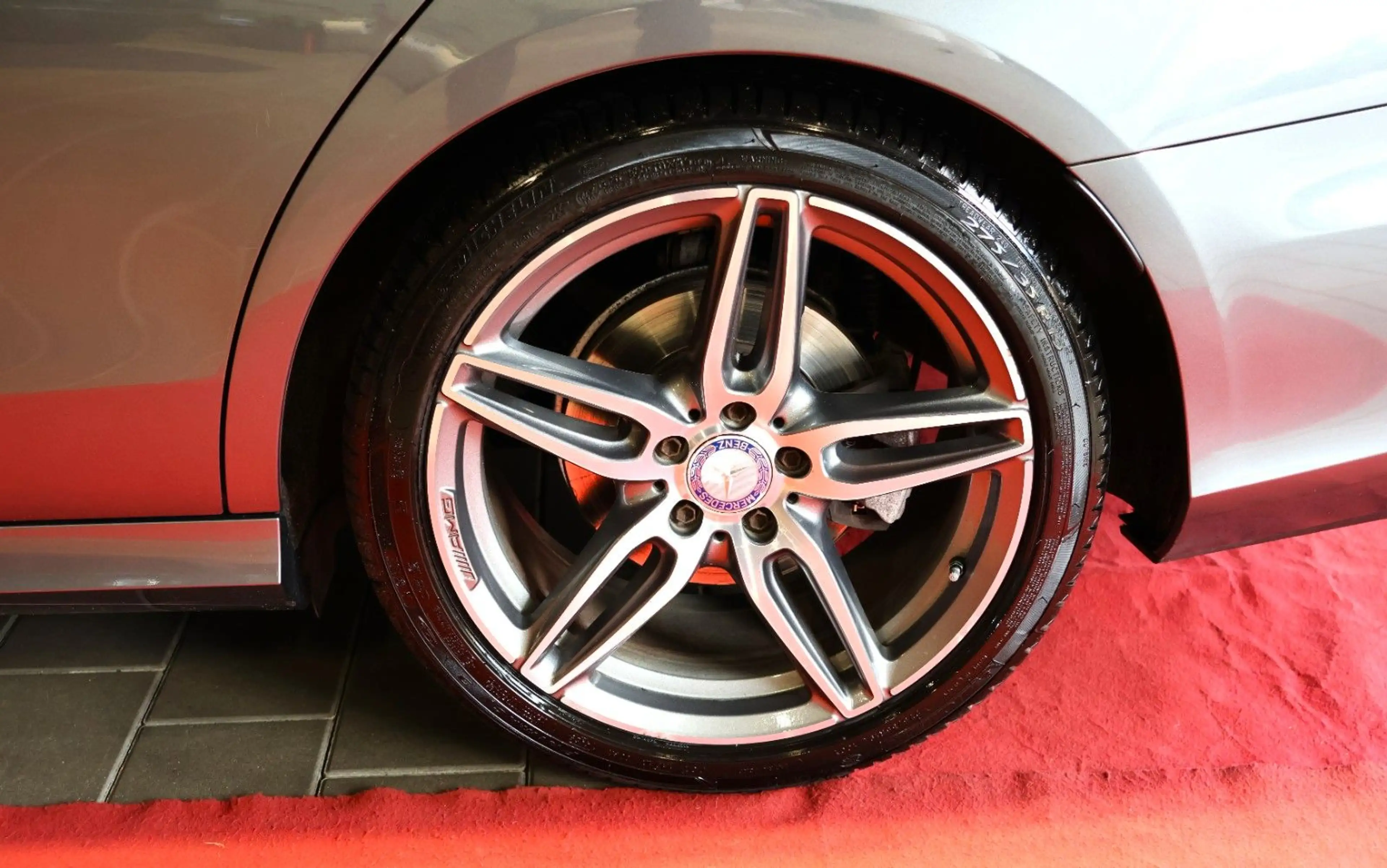 Mercedes-Benz E 250 T-Modell AMG LED Pano Kam. MWST — photo 3