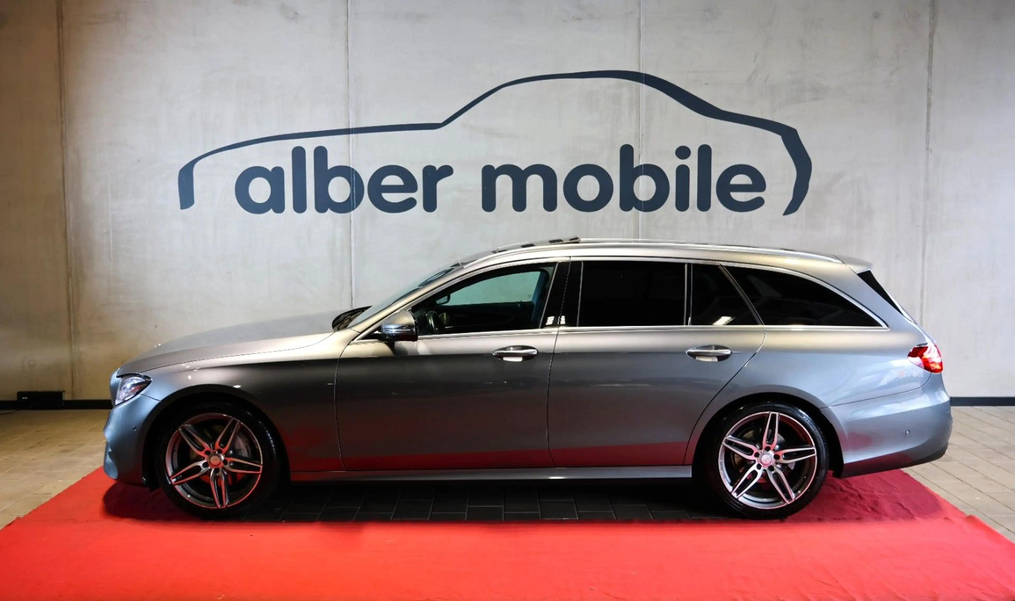 Mercedes-Benz E 250 T-Modell AMG LED Pano Kam. MWST — photo 2