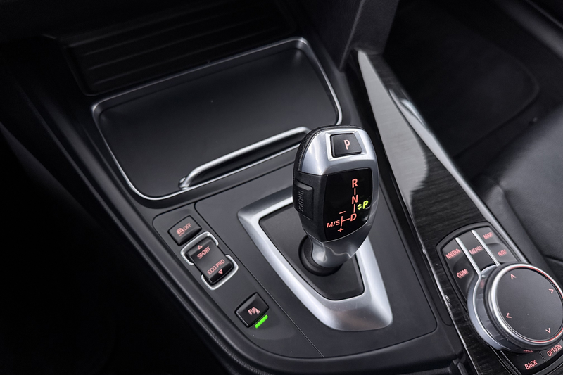 BMW 318 3-serie Touring 318i High Executive (NAVIGATIE, TR — photo 15