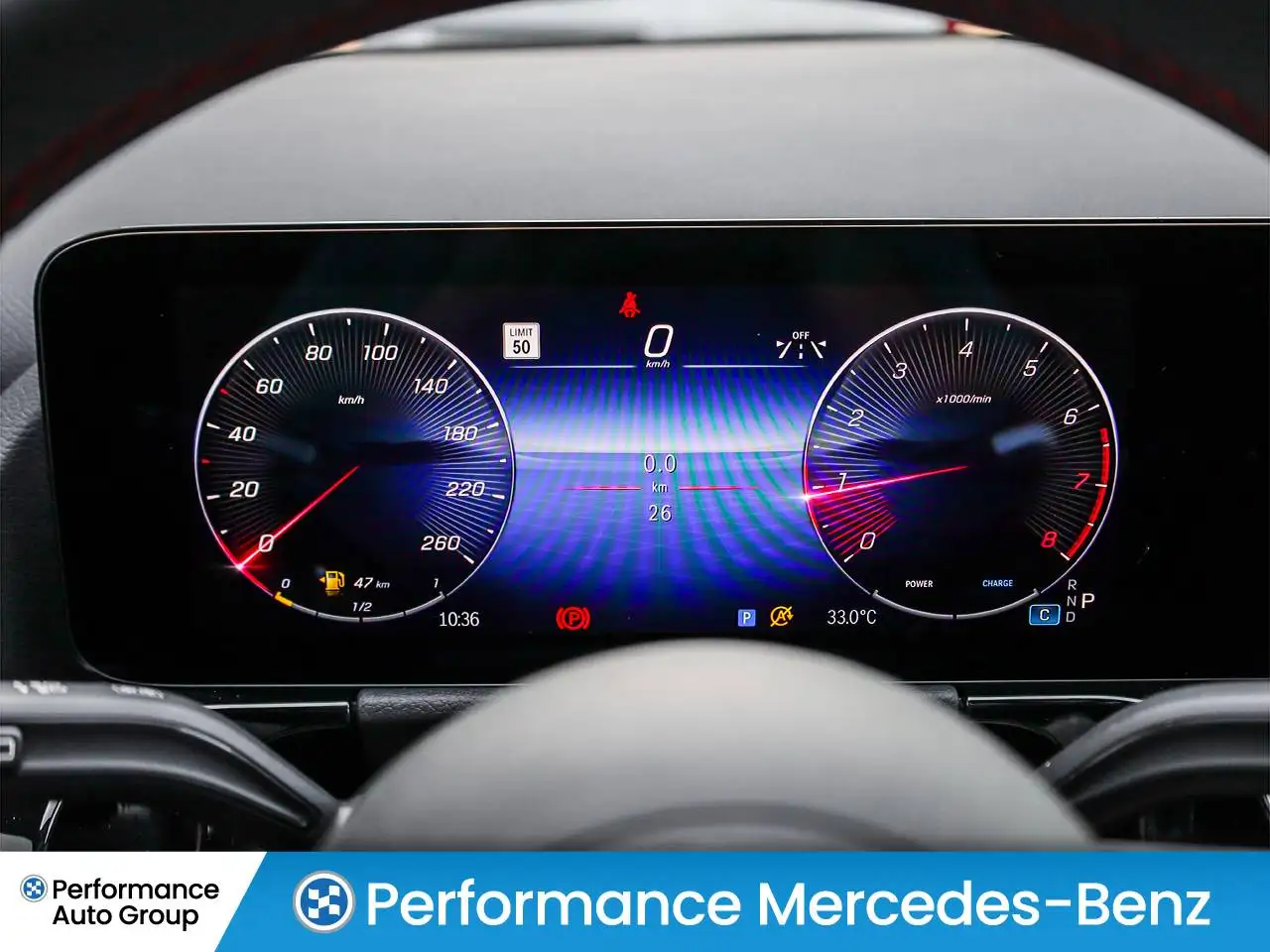Mercedes-Benz GLA снимка Mercedes-Benz GLA