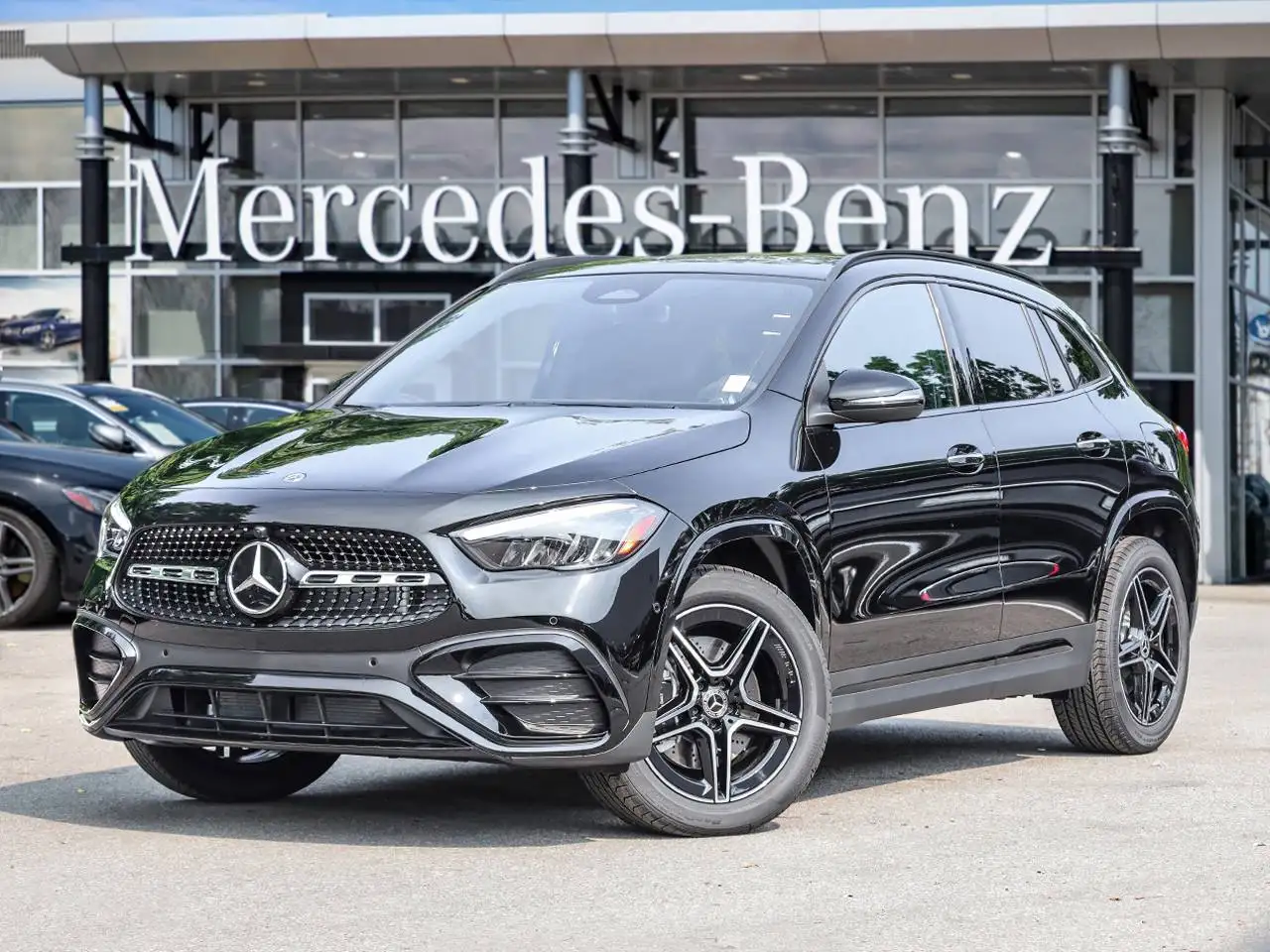 Mercedes-Benz GLA снимка Mercedes-Benz GLA