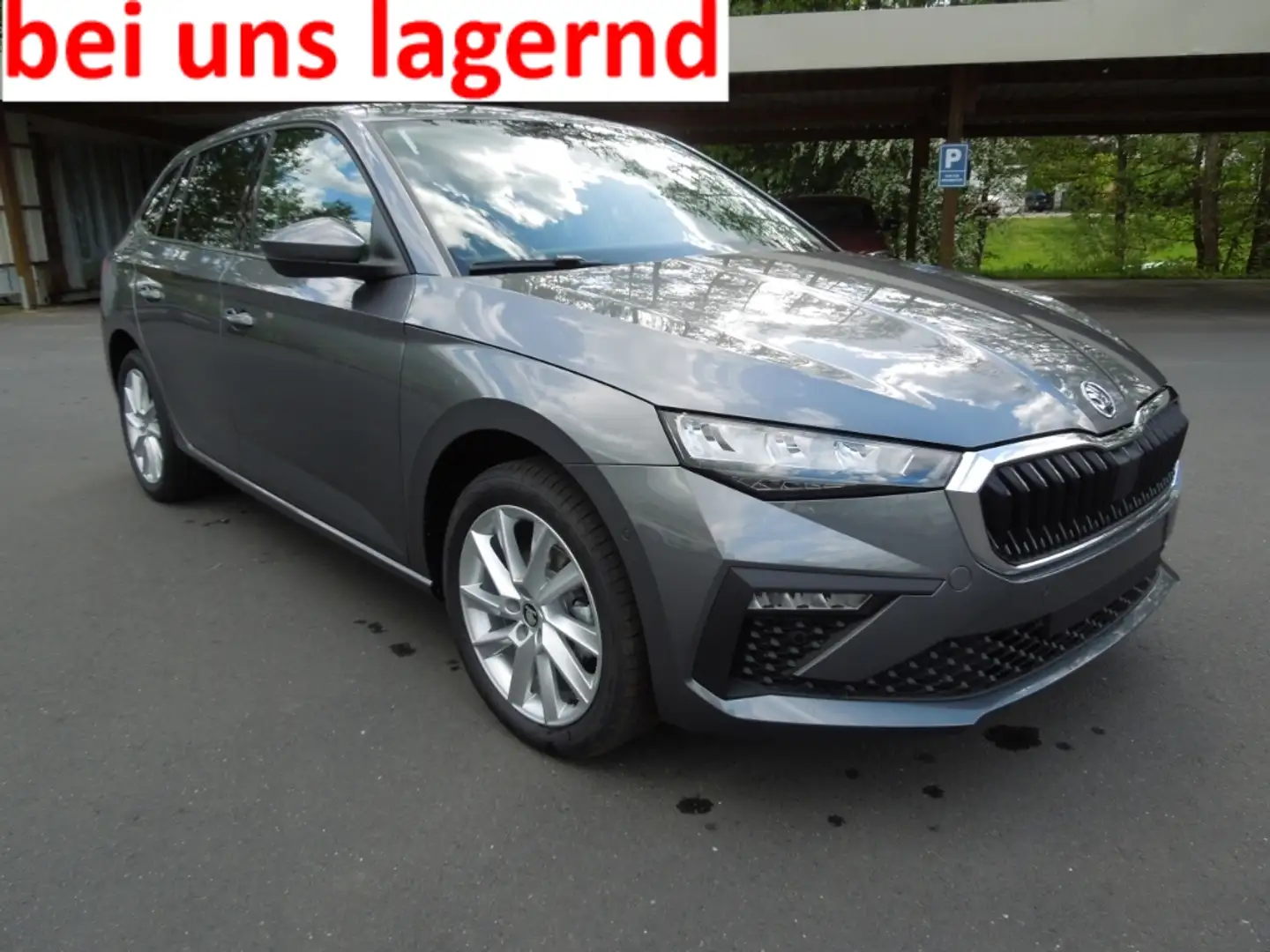 Skoda Scala 1.5 TSI Premium/AHK/LED/Navi/Sitzheizu/ACC Grau - 1
