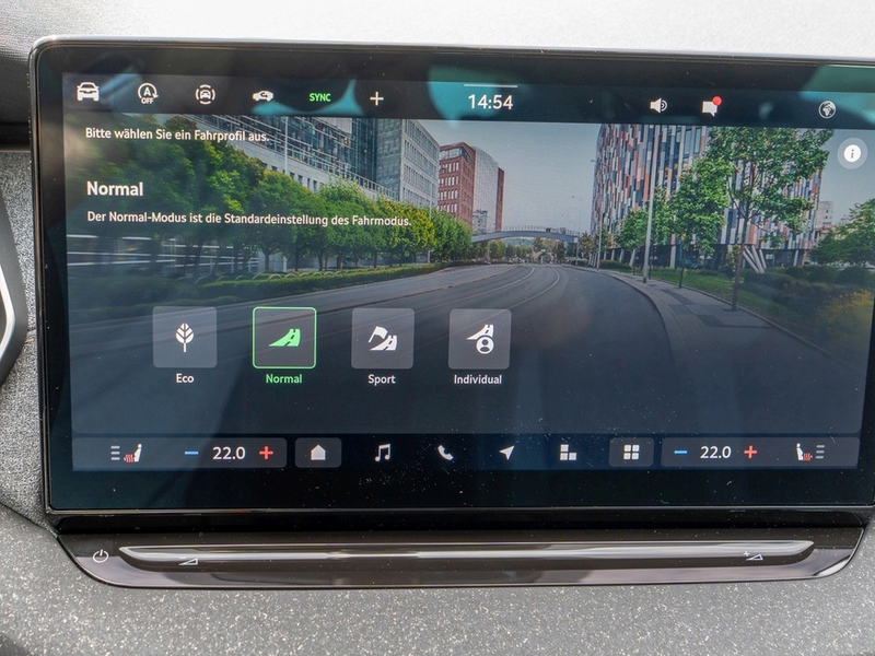 Skoda Octavia Combi 2,0 TDI DSG Balance — photo 14
