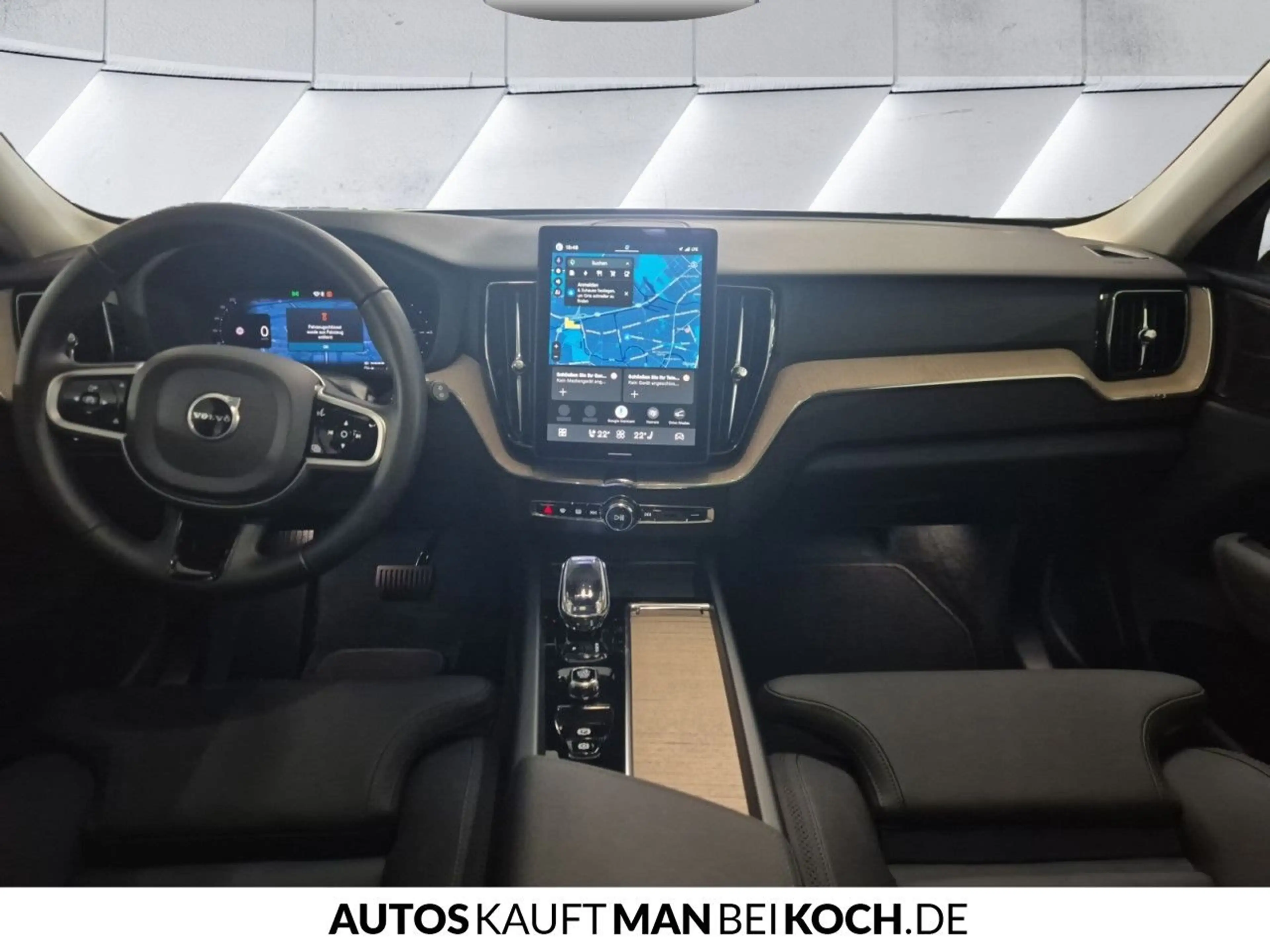 Volvo XC60 T6 AWD Plus Dark ACC BLIS HUD PANO H/K — photo 8