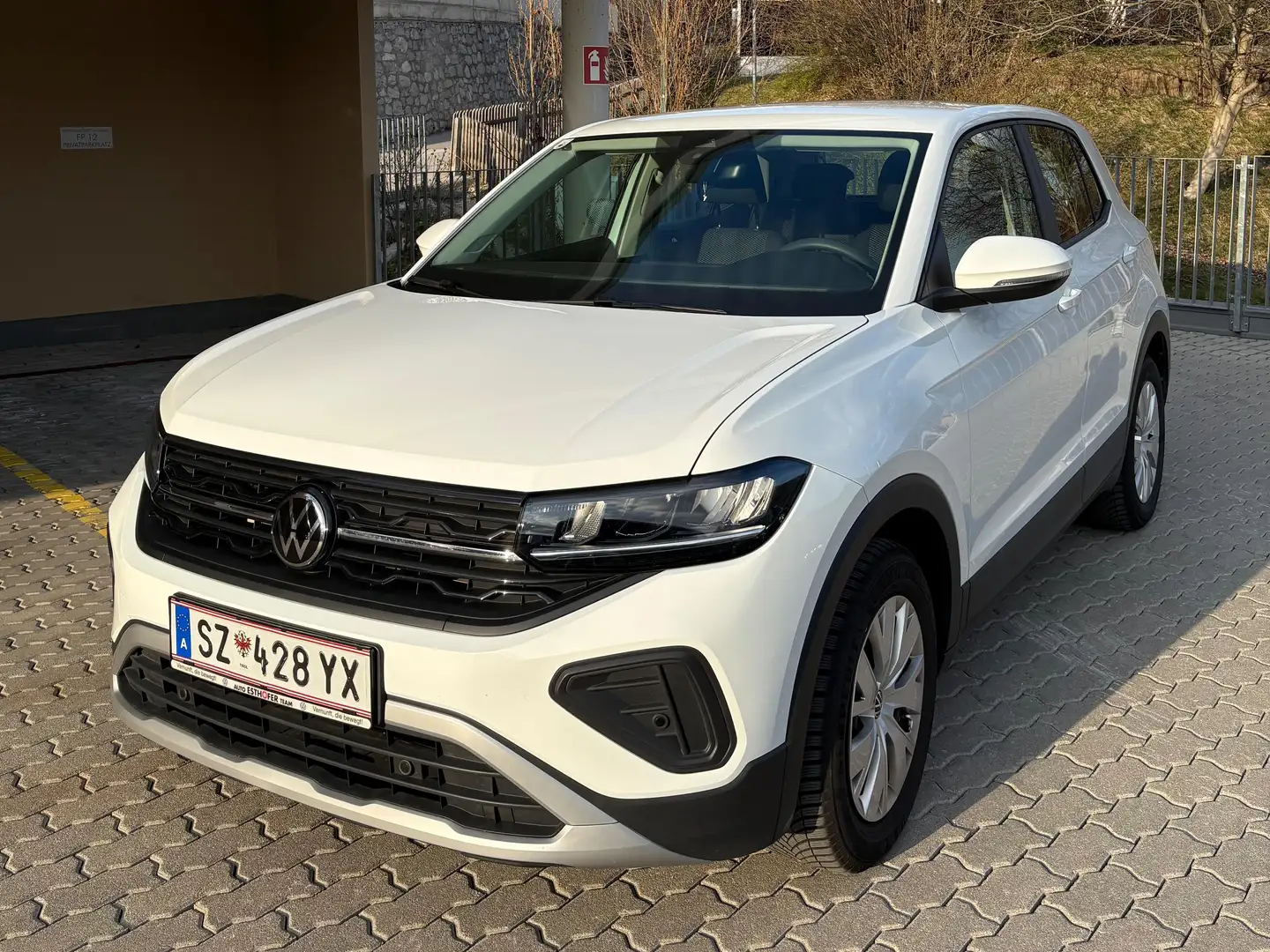 Volkswagen T-Cross T-Cross 1,0 TSI 4Me 4Me Weiß - 2