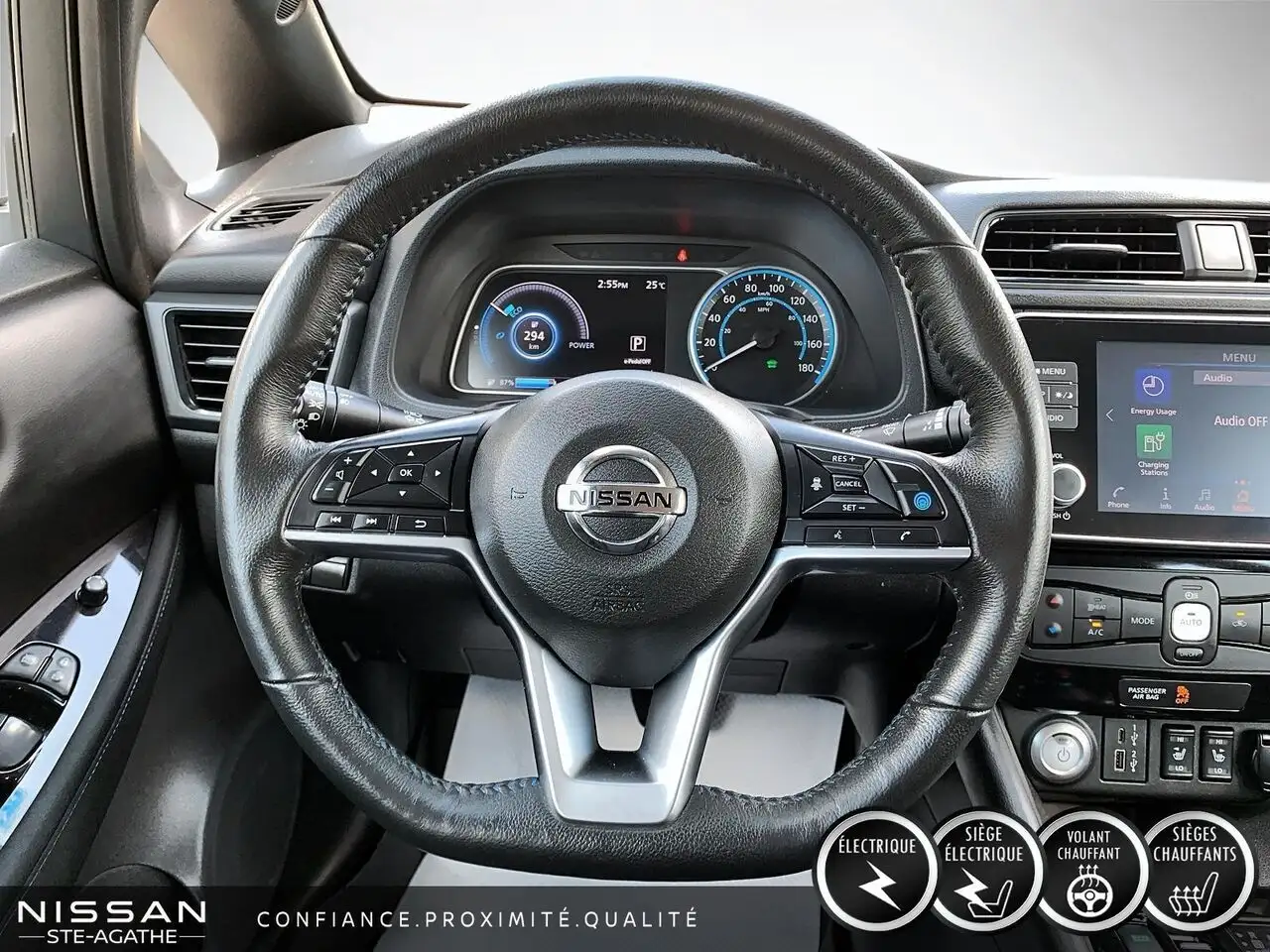 Nissan Leaf photo Nissan Leaf