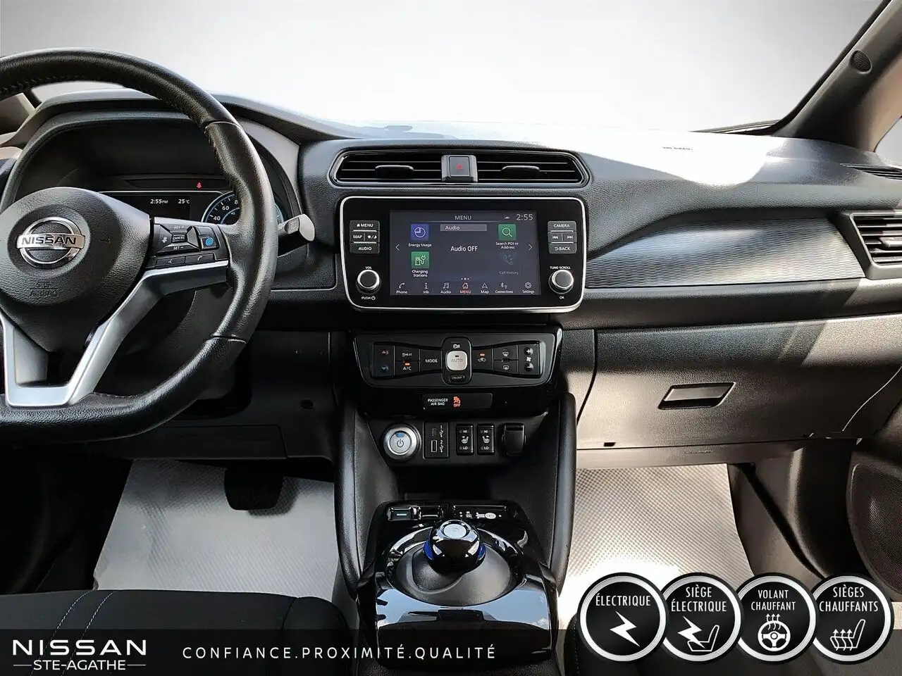 Nissan Leaf photo Nissan Leaf