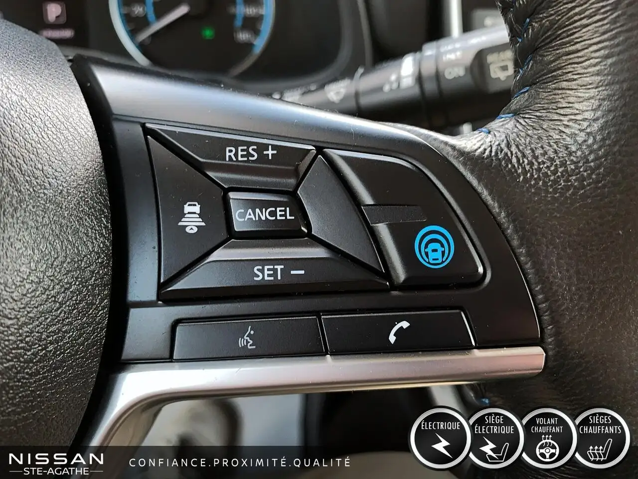 Nissan Leaf photo Nissan Leaf