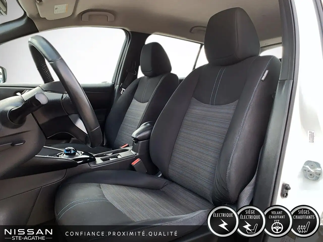 Nissan Leaf photo Nissan Leaf