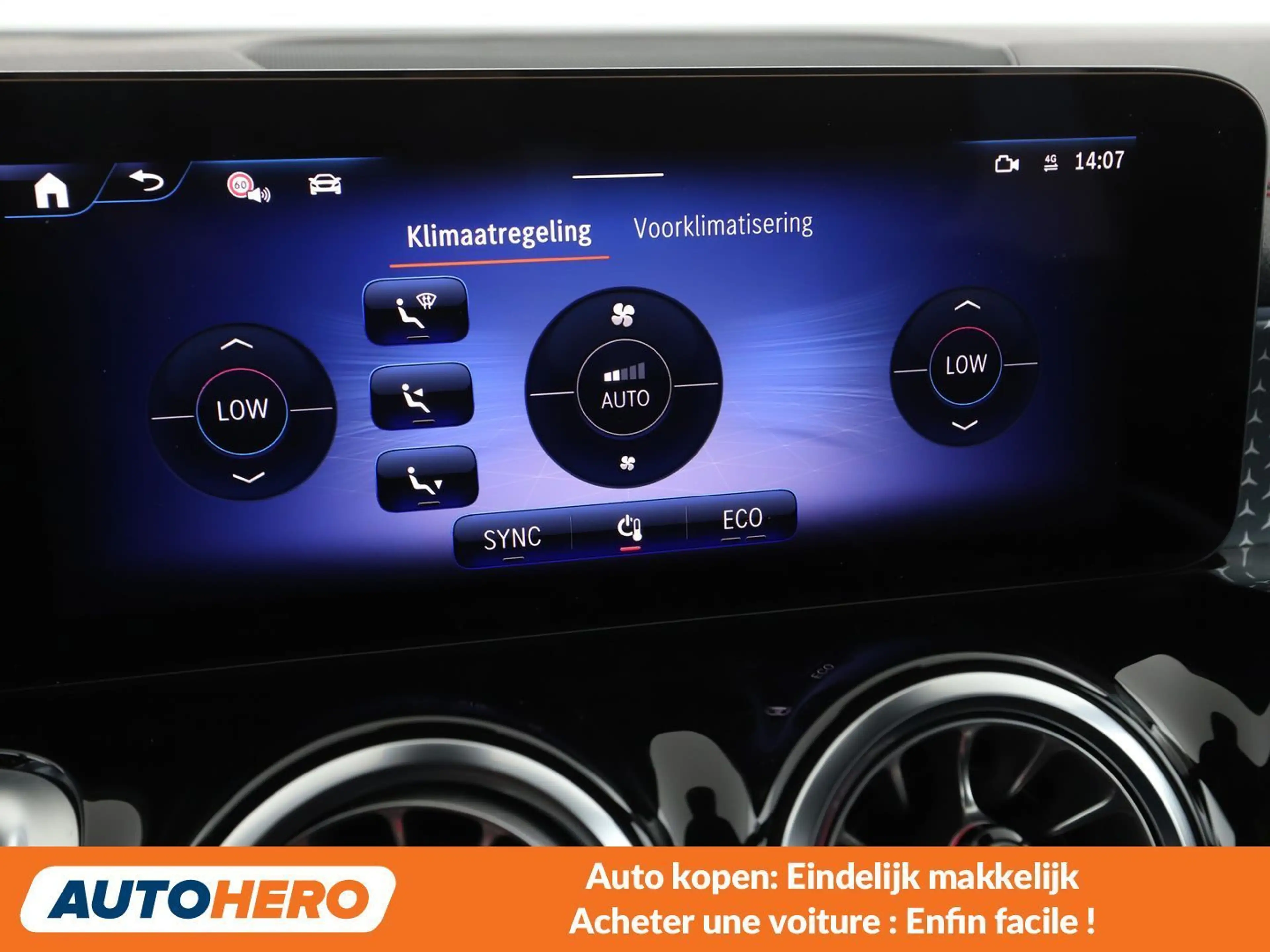 Mercedes-Benz EQB 250 250 AMG Line — photo 14