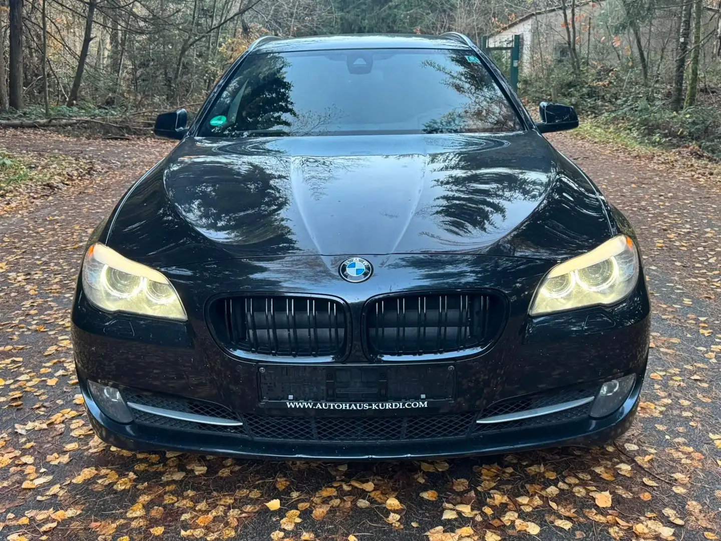 BMW 525 d xDrive R-KAMERA TEMPOMAT TEILLEDER 1-HAND Schwarz - 2