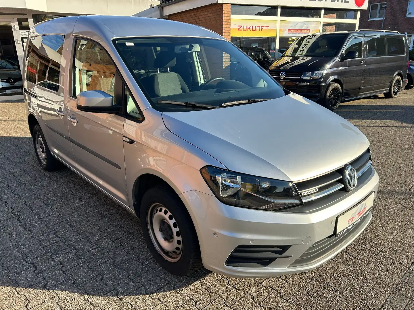 Volkswagen Caddy Nfz Kasten BMT/1 Hand/Navi/ Plateado - 1