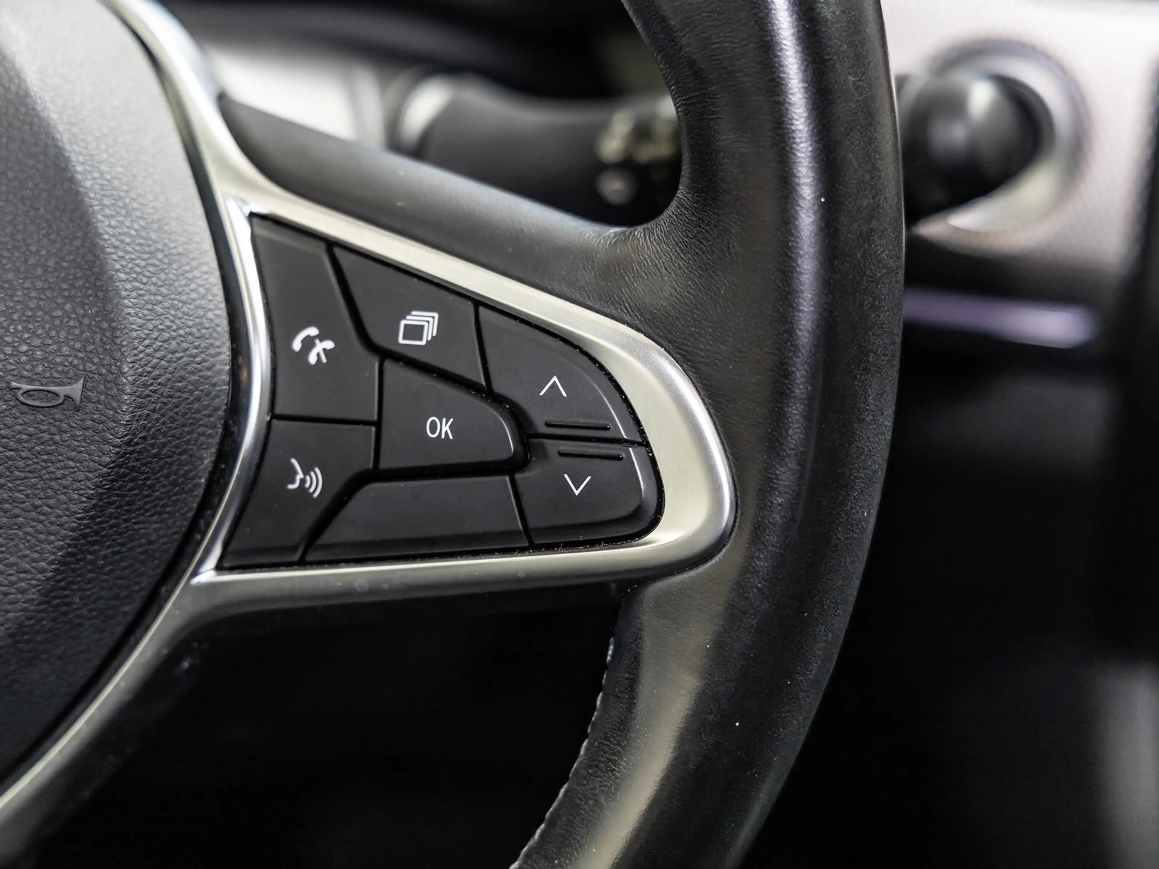 Renault Arkana E-TECH 145 EDC Intens LED NAVI SHZ KAMERA — photo 14
